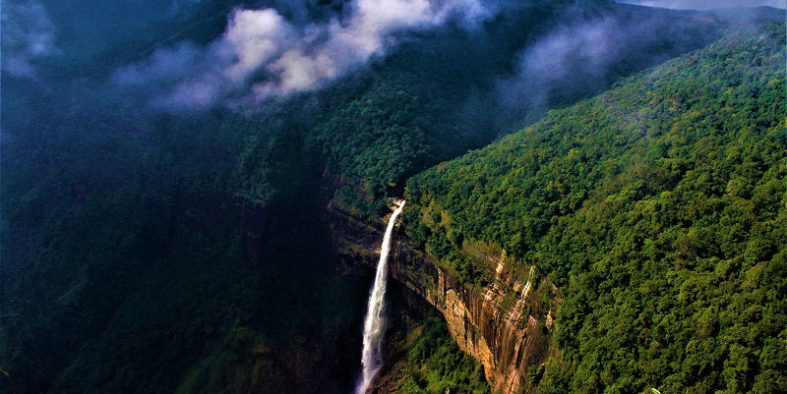 Nohkalikai-Falls-cherrapunji-wettest-place-on-earth